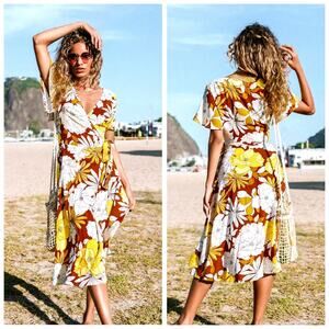Cupshe White and Yellow Sundress Sleeveless V-Neck Midi